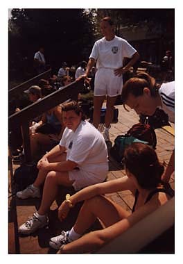dcwaiting.jpg (21892 bytes)